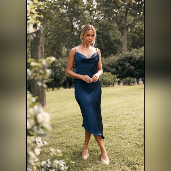 Petal & Pup Dresses & Skirts - NWOT Petal & Pup Cyprus Dress in Navy, Size 6